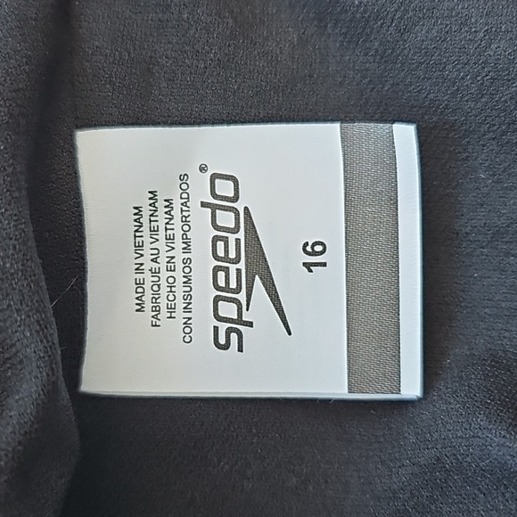 Speedo One Piece Halter Ruched Swimsuit, Size 16 - Picture 10 of 16